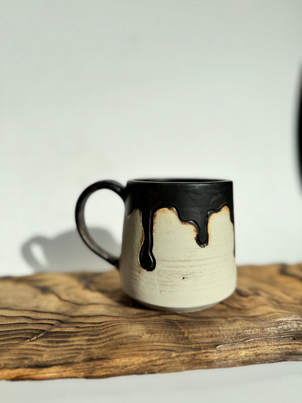 The Drip Mug Matte Black #1